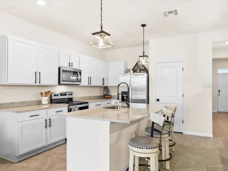 17741 CRESCENT MOON LOOP
