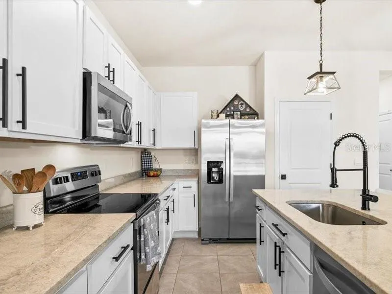 17741 CRESCENT MOON LOOP