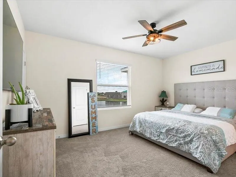17741 CRESCENT MOON LOOP