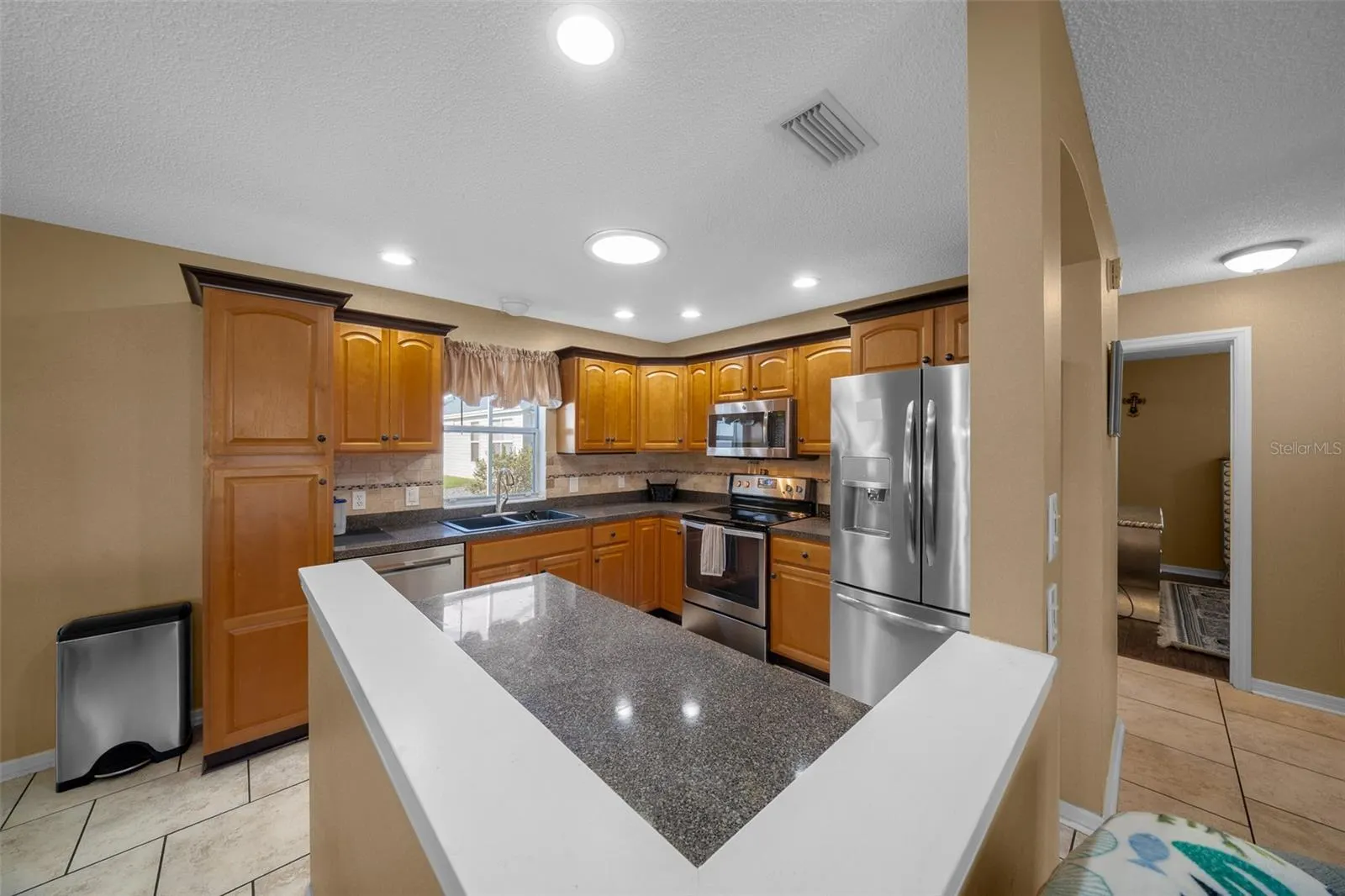 914 CHULA CT