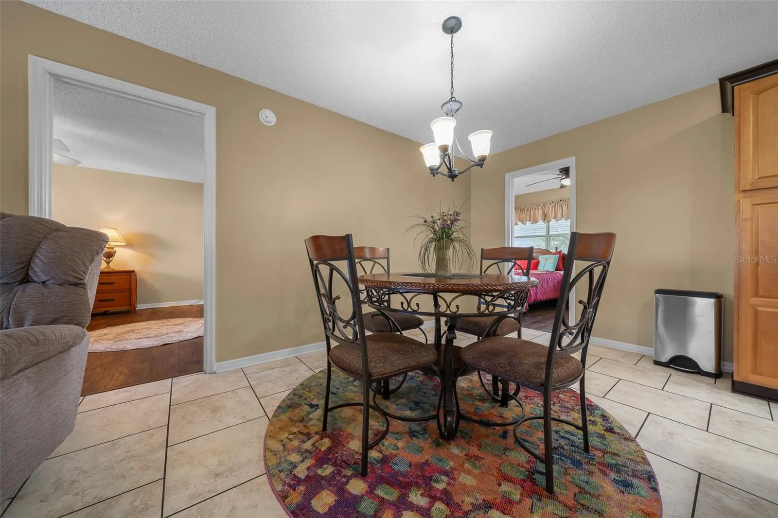 914 CHULA CT