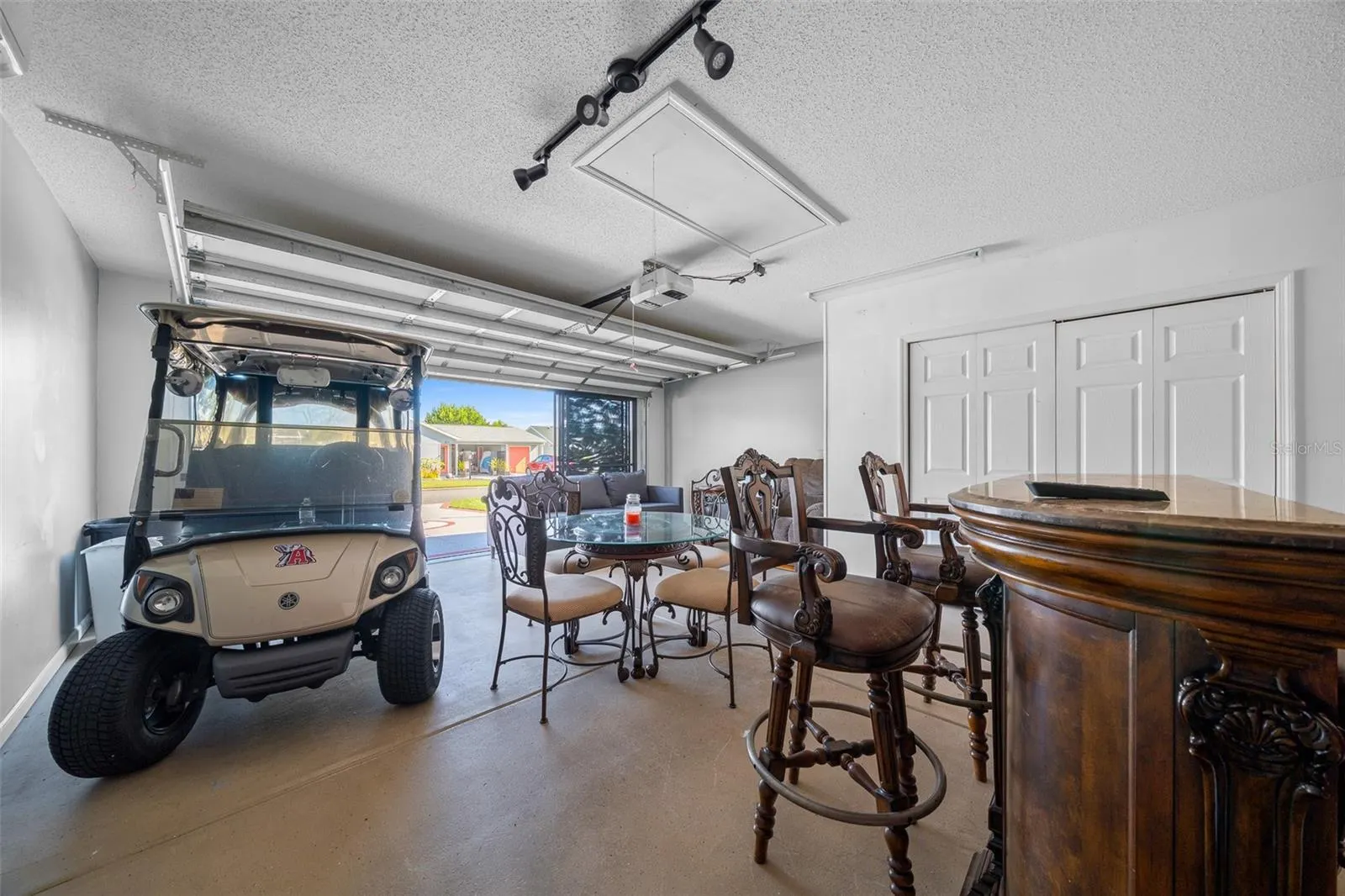 914 CHULA CT