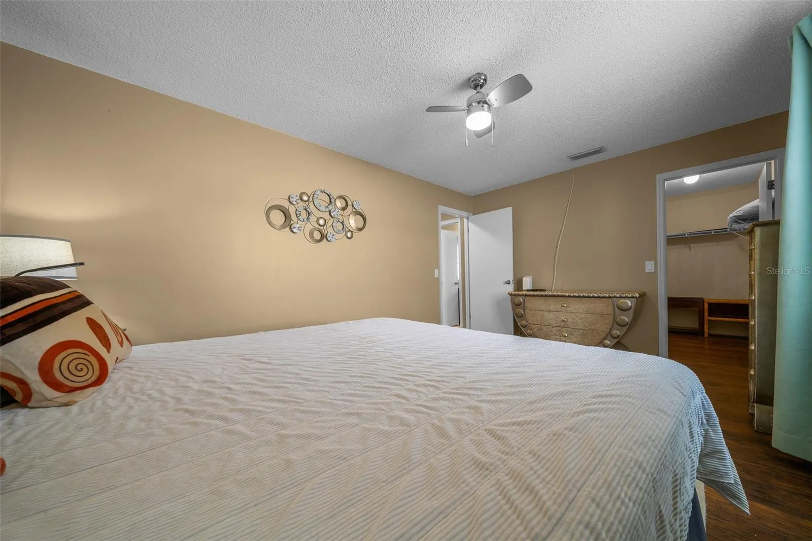 914 CHULA CT