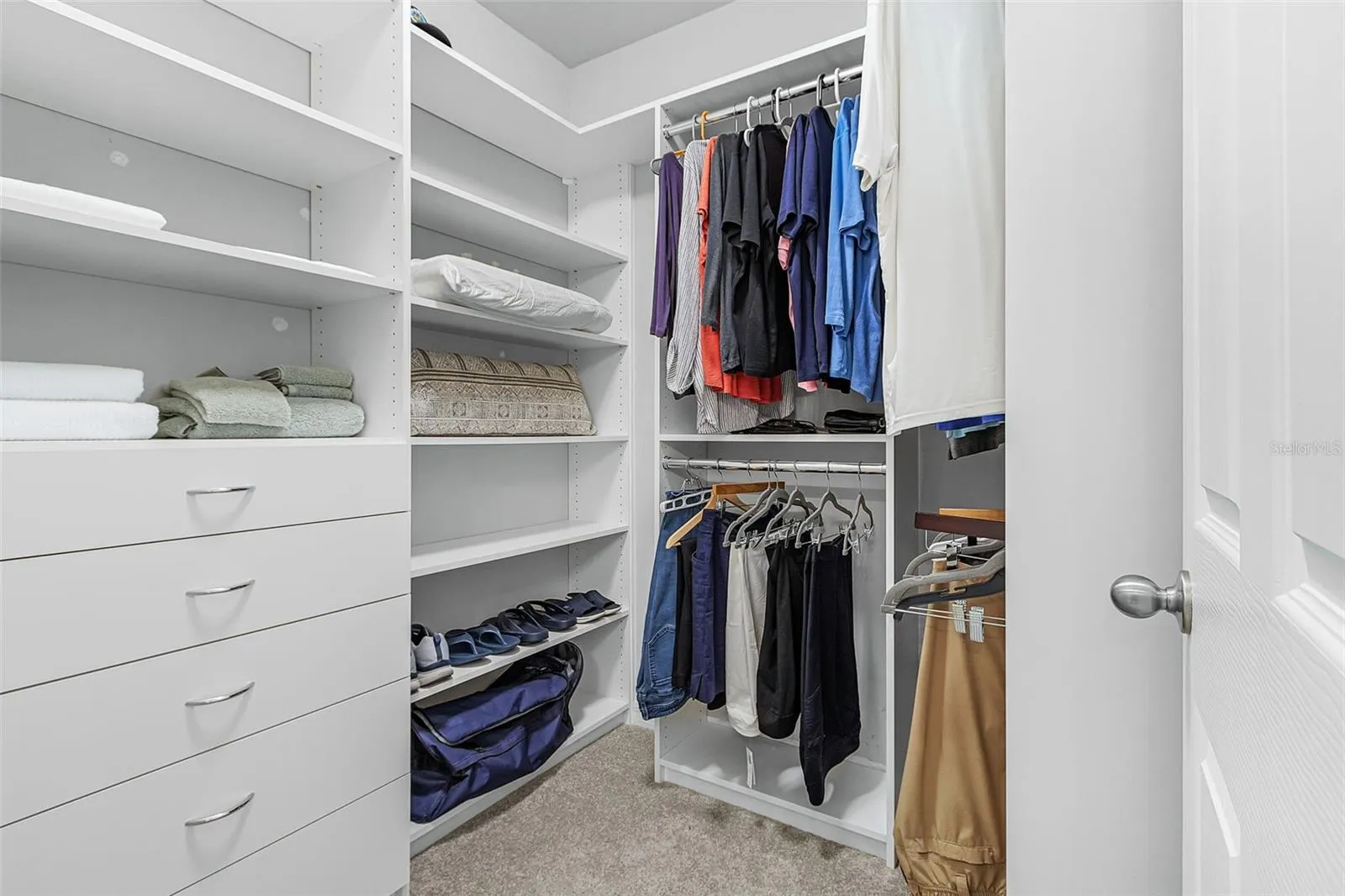 25016 E LENOX CIR