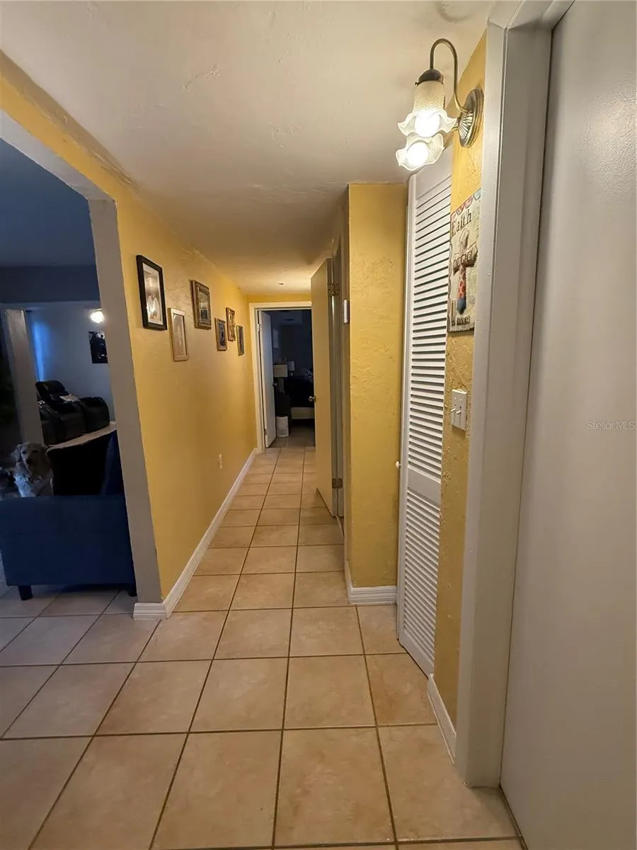 4000 SW 16TH TER
