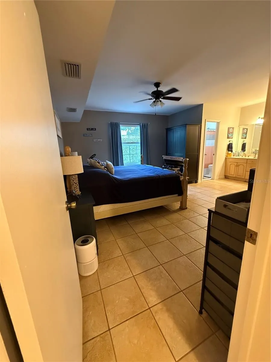 4000 SW 16TH TER