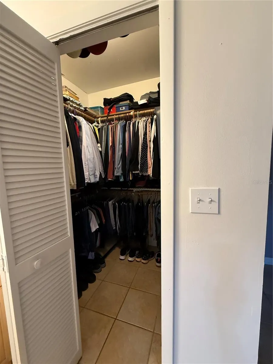 4000 SW 16TH TER