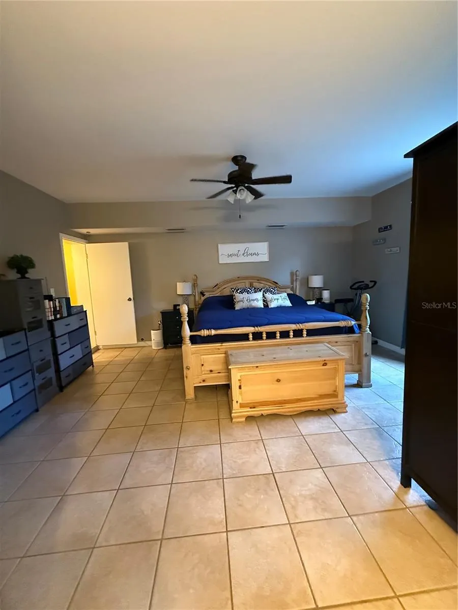 4000 SW 16TH TER