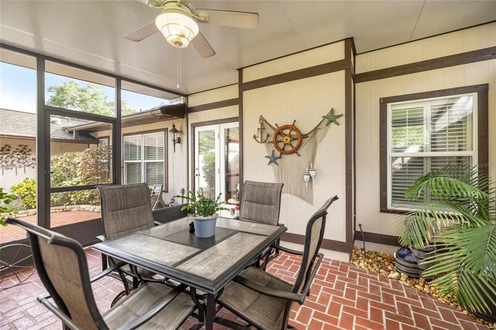 3826 NE 19TH STREET CIR