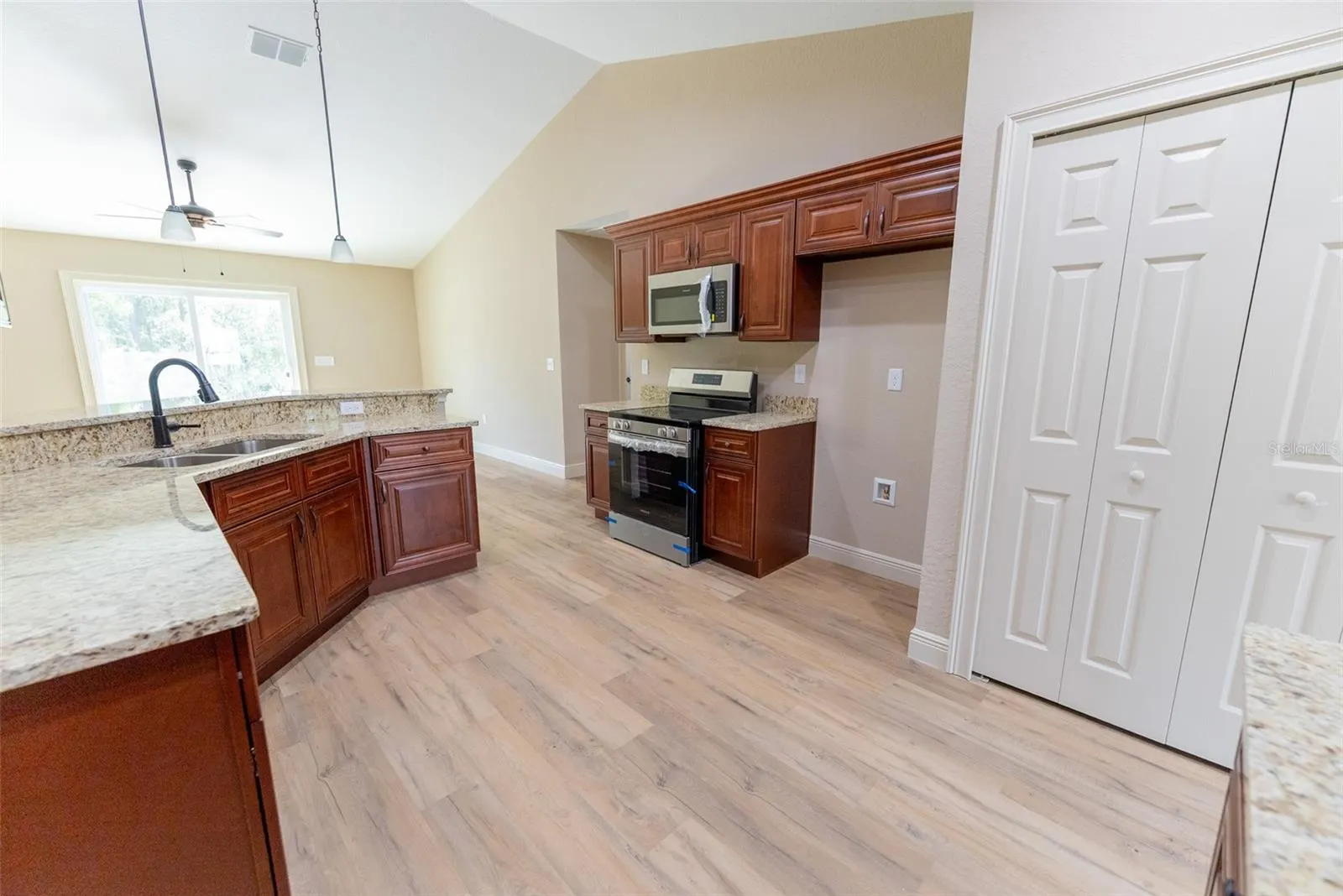 14553 SW 75 CIR
