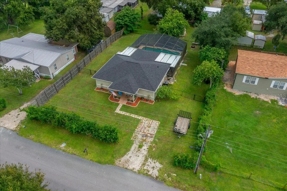 115 HELEN DR