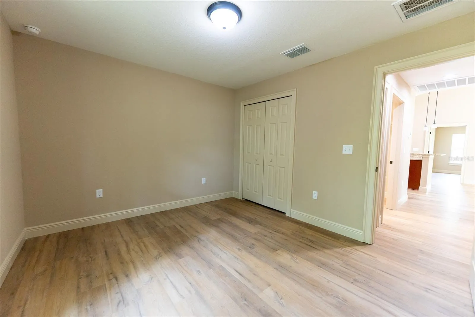 2227 SW 165 LN