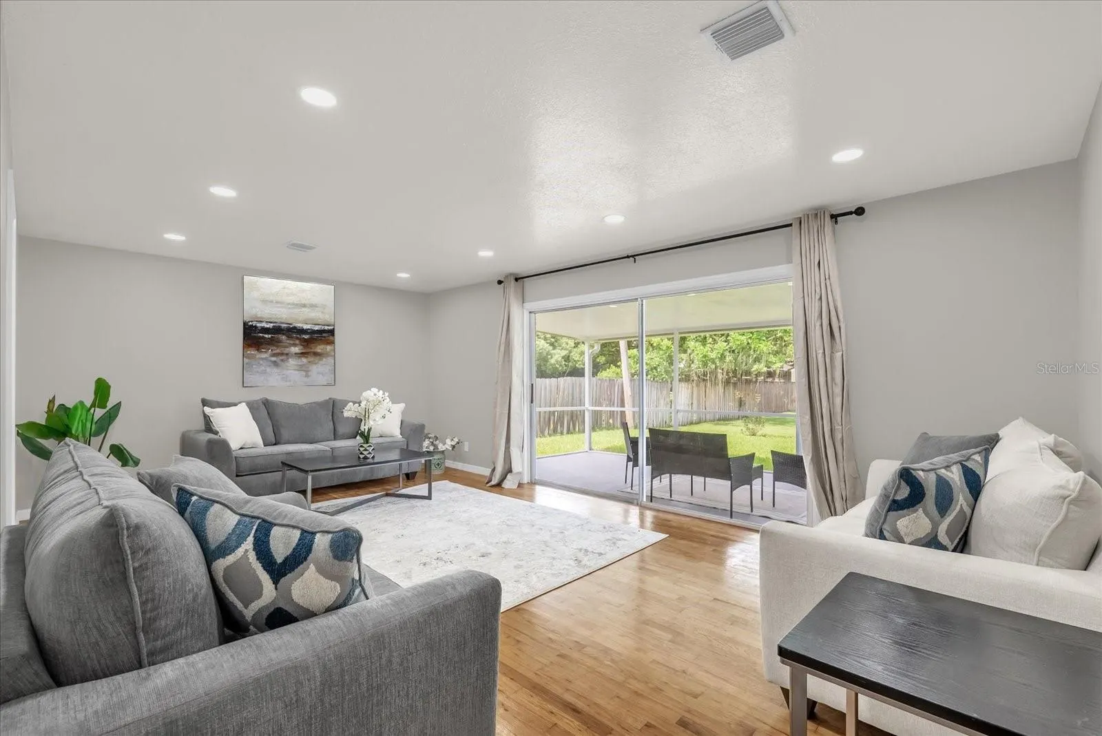 4318 LANTERN DR