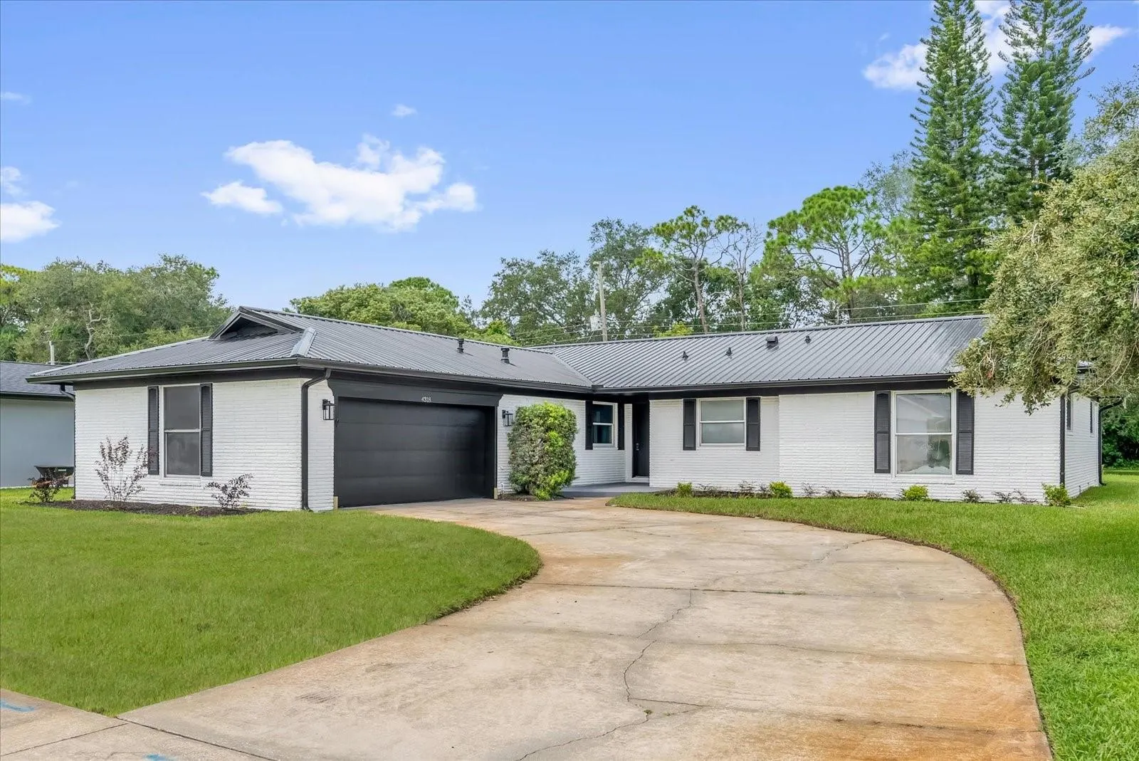 4318 LANTERN DR