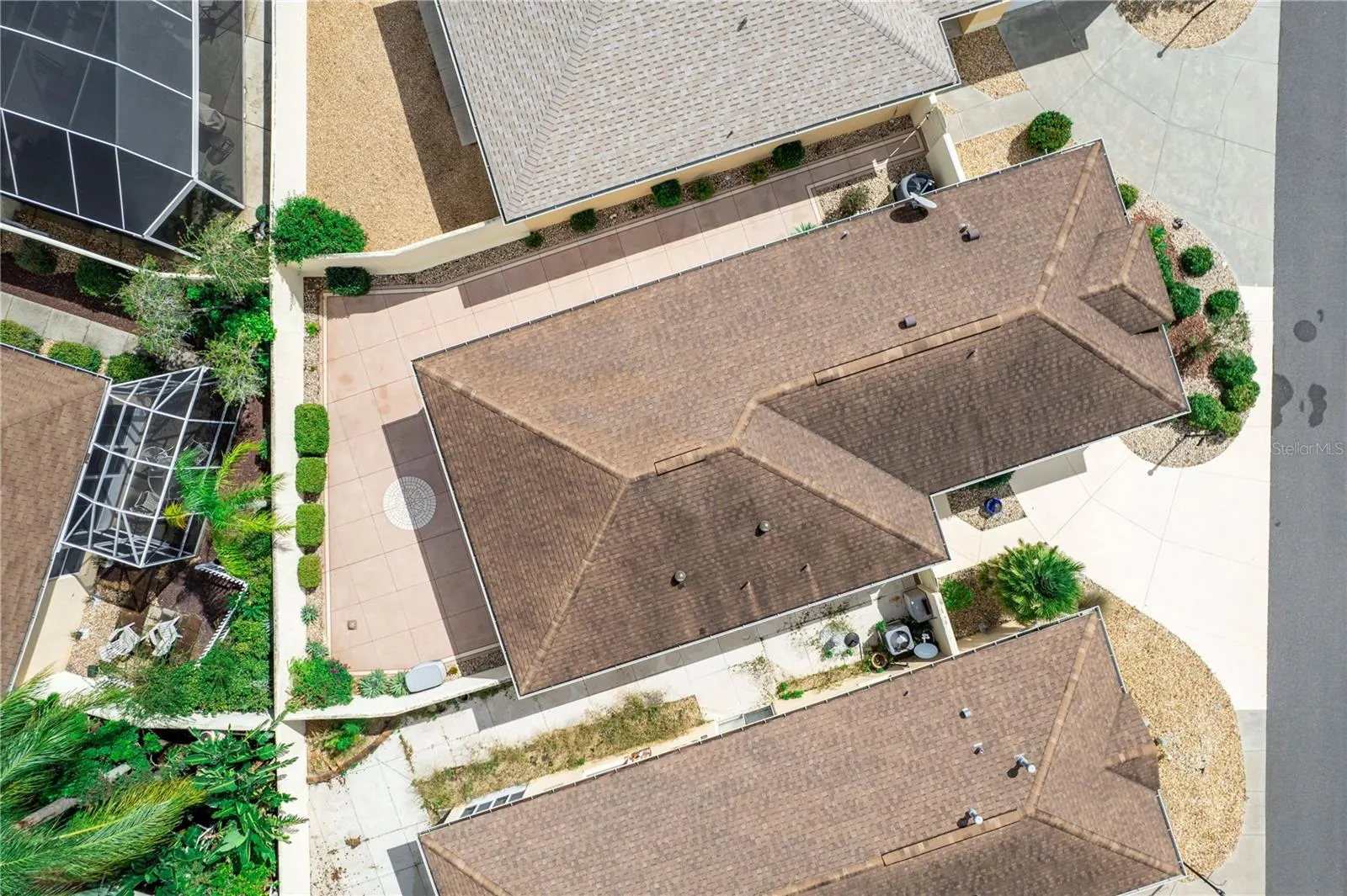 1137 SANTA CRUZ DR
