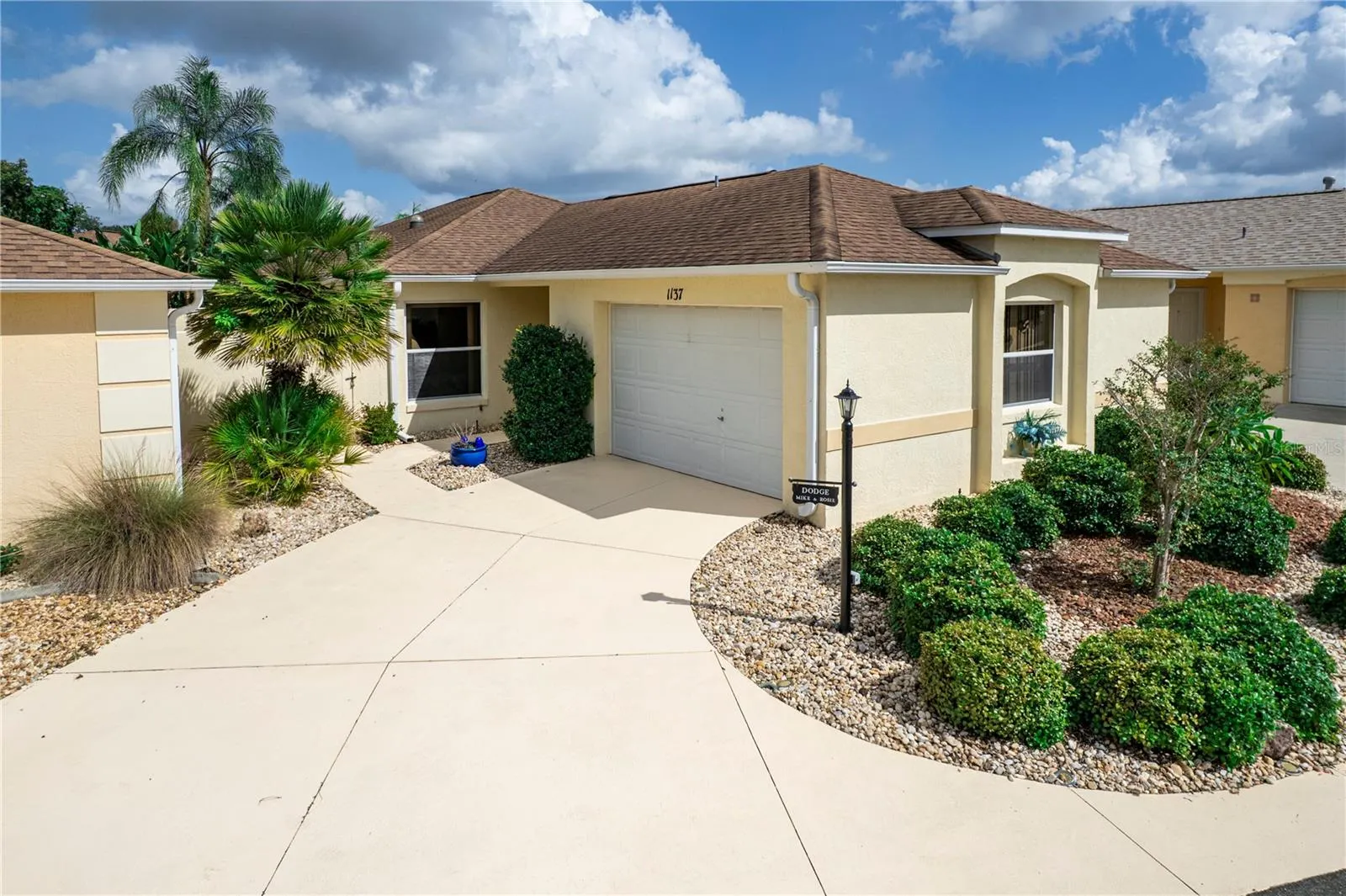 1137 SANTA CRUZ DR