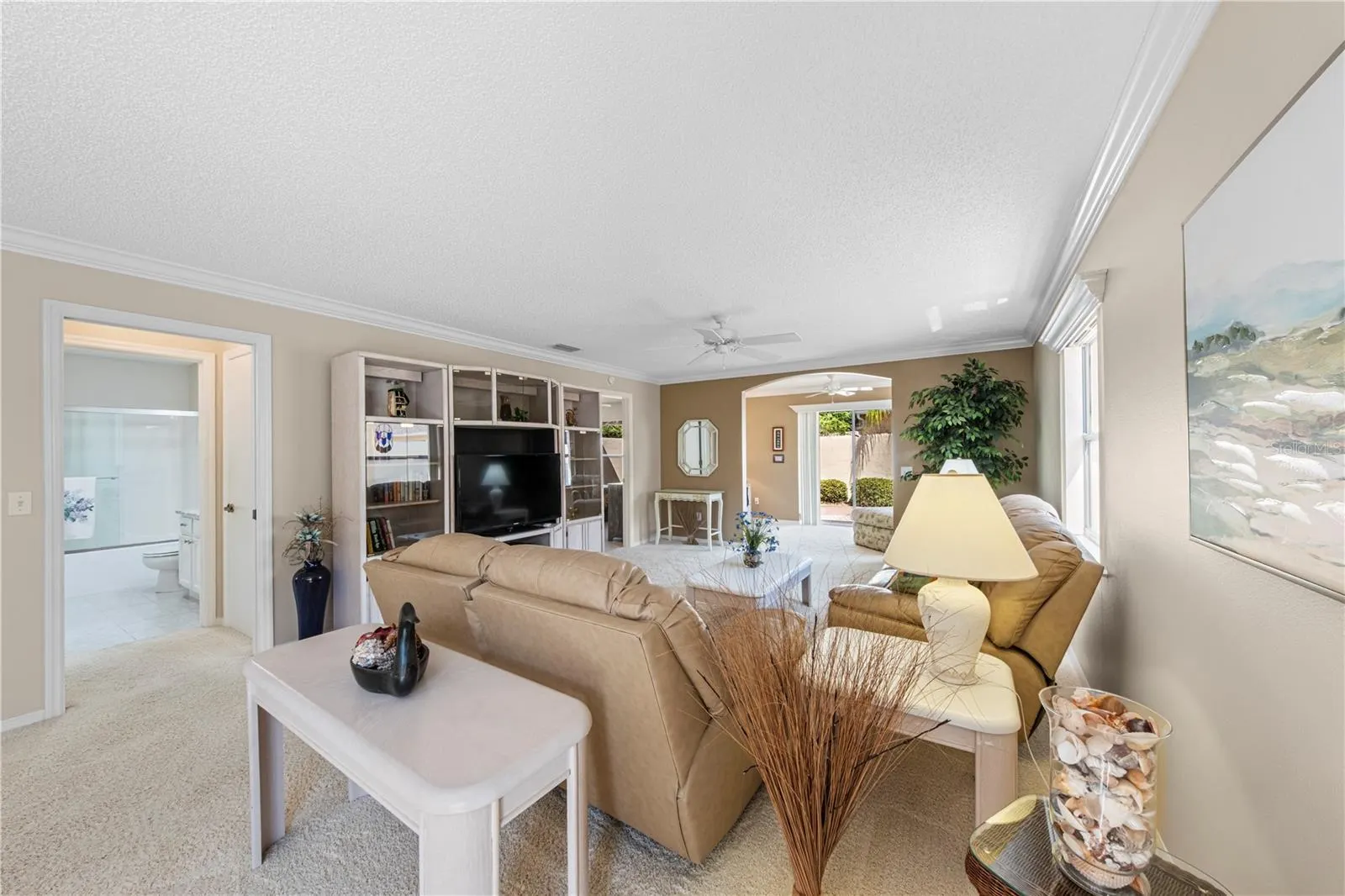 1137 SANTA CRUZ DR