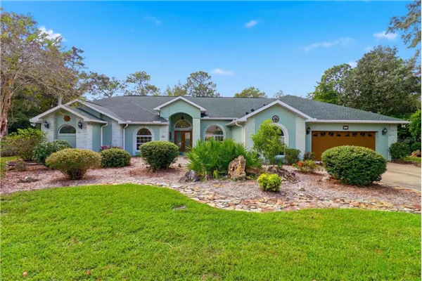 24 LIVINGSTONE DAISY CT #12, #12