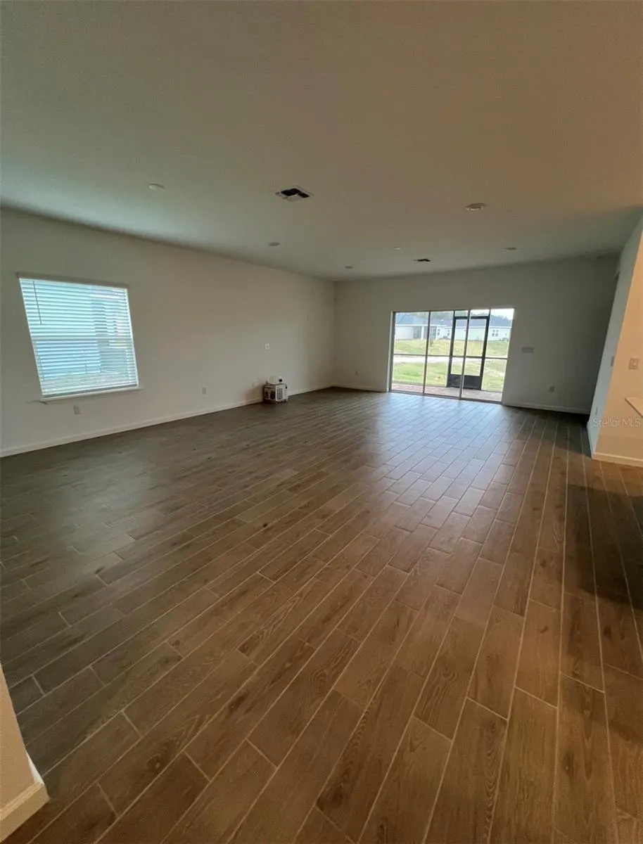 1843 NW 44TH COURT RD