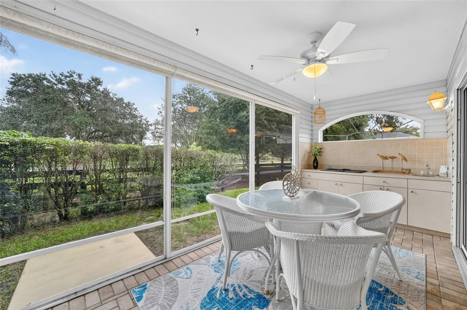 1177 OAK FOREST DR