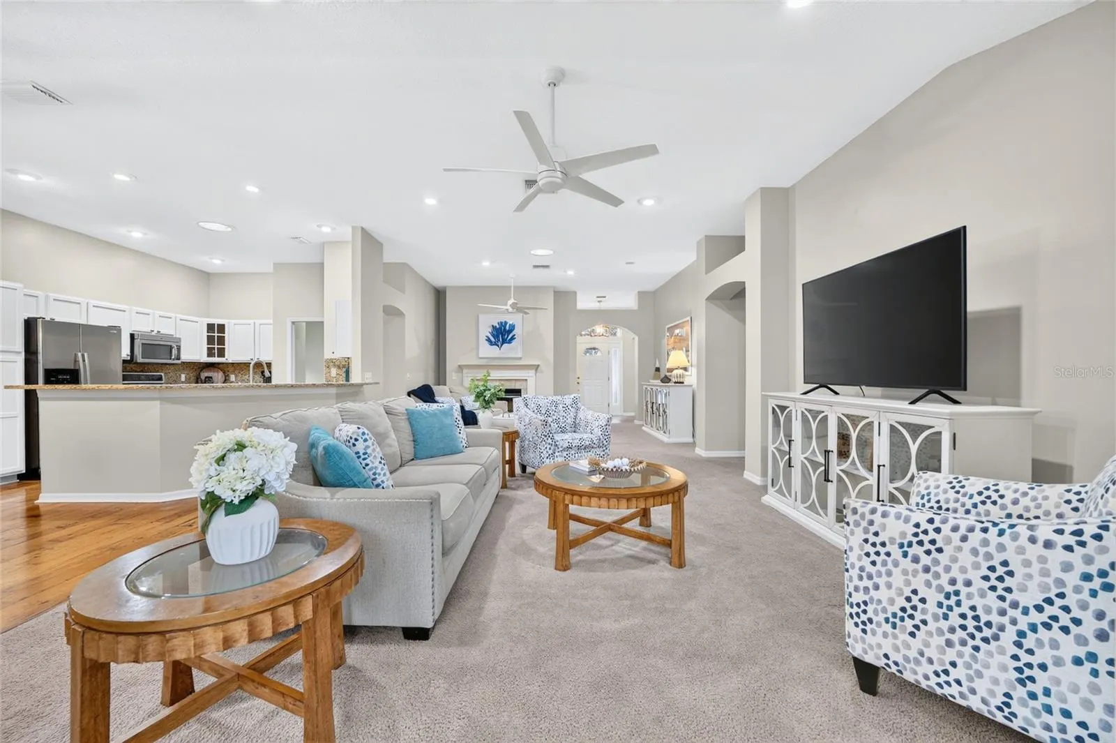 1177 OAK FOREST DR
