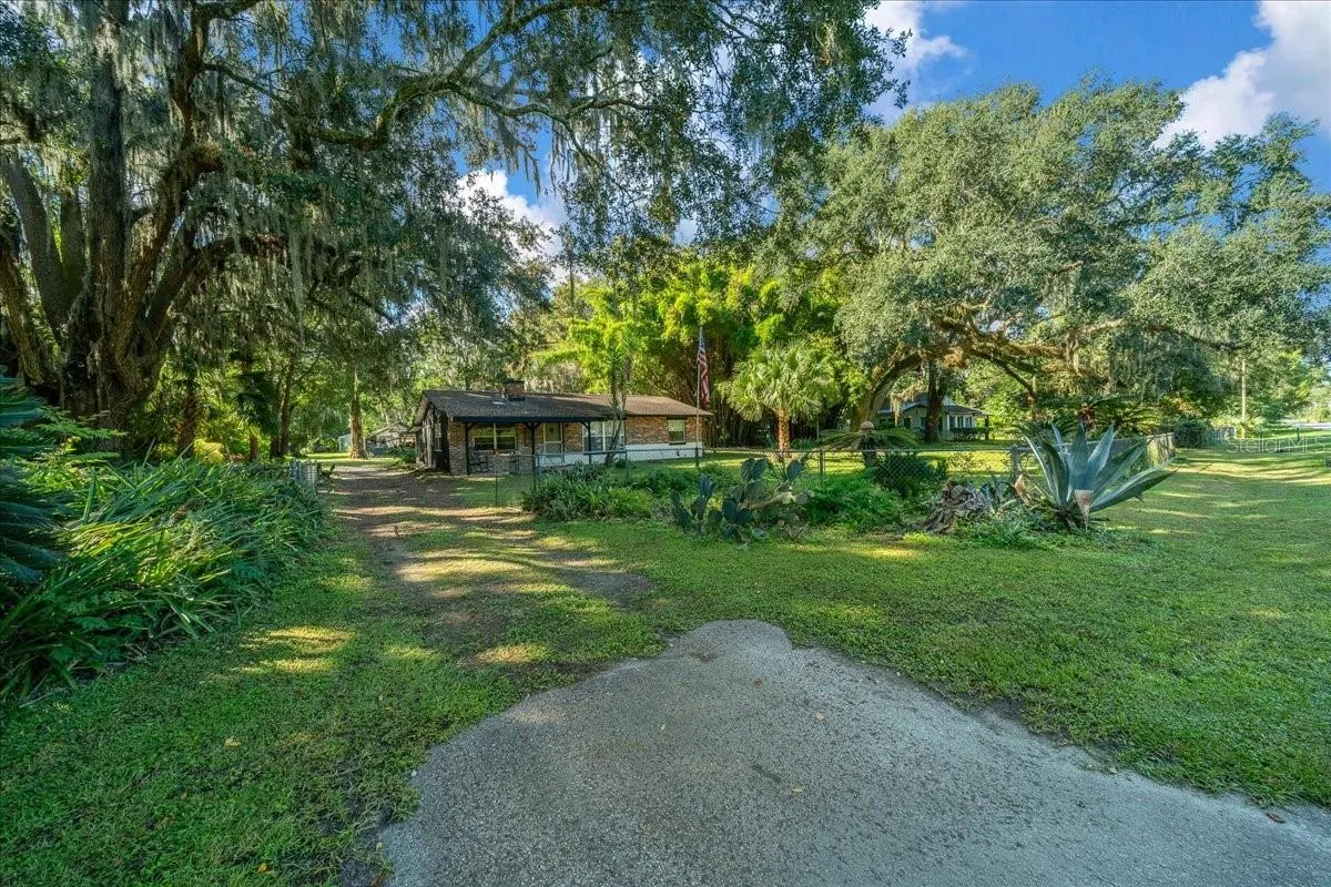 722 & 746 NE 35TH ST