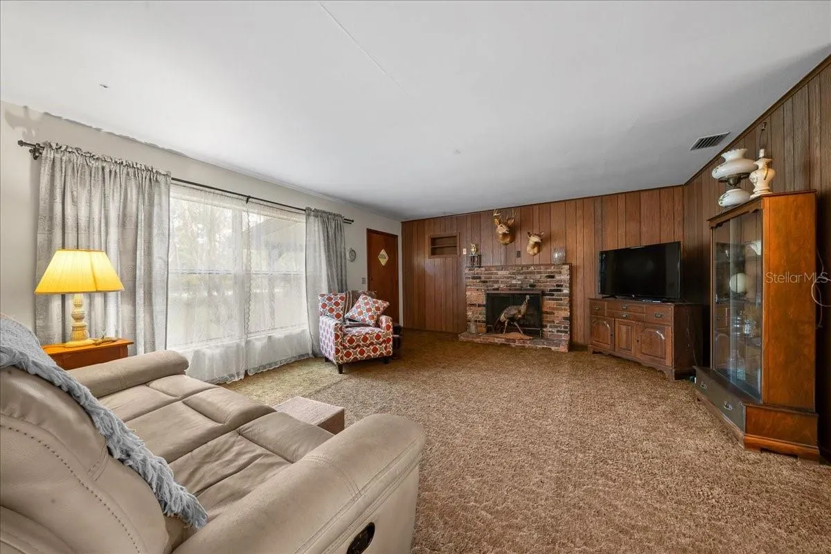 722 & 746 NE 35TH ST