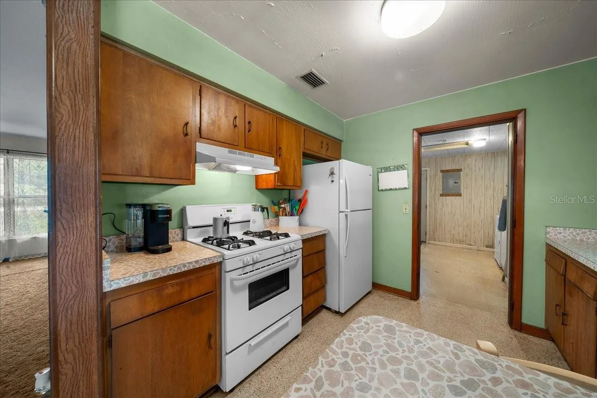 722 & 746 NE 35TH ST