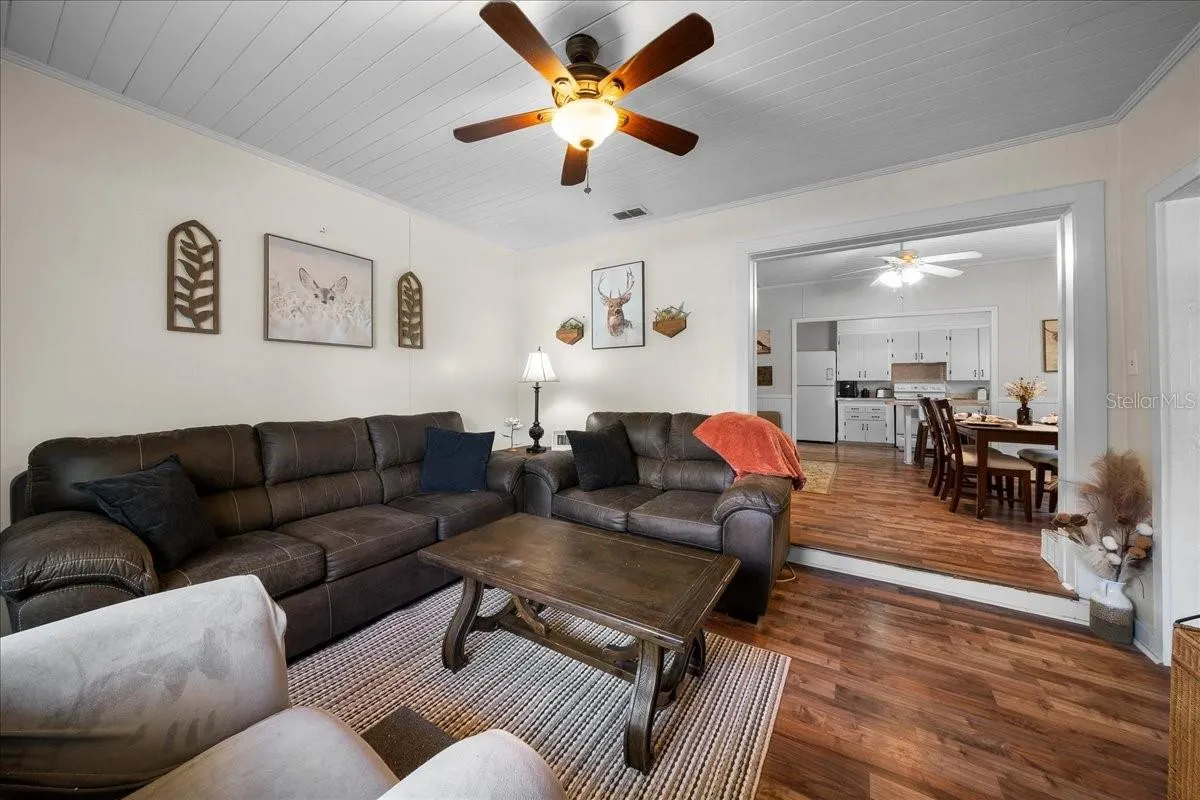 722 & 746 NE 35TH ST