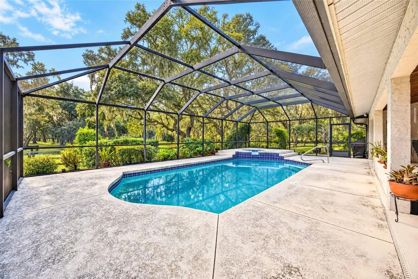 2750 NE 175TH STREET RD