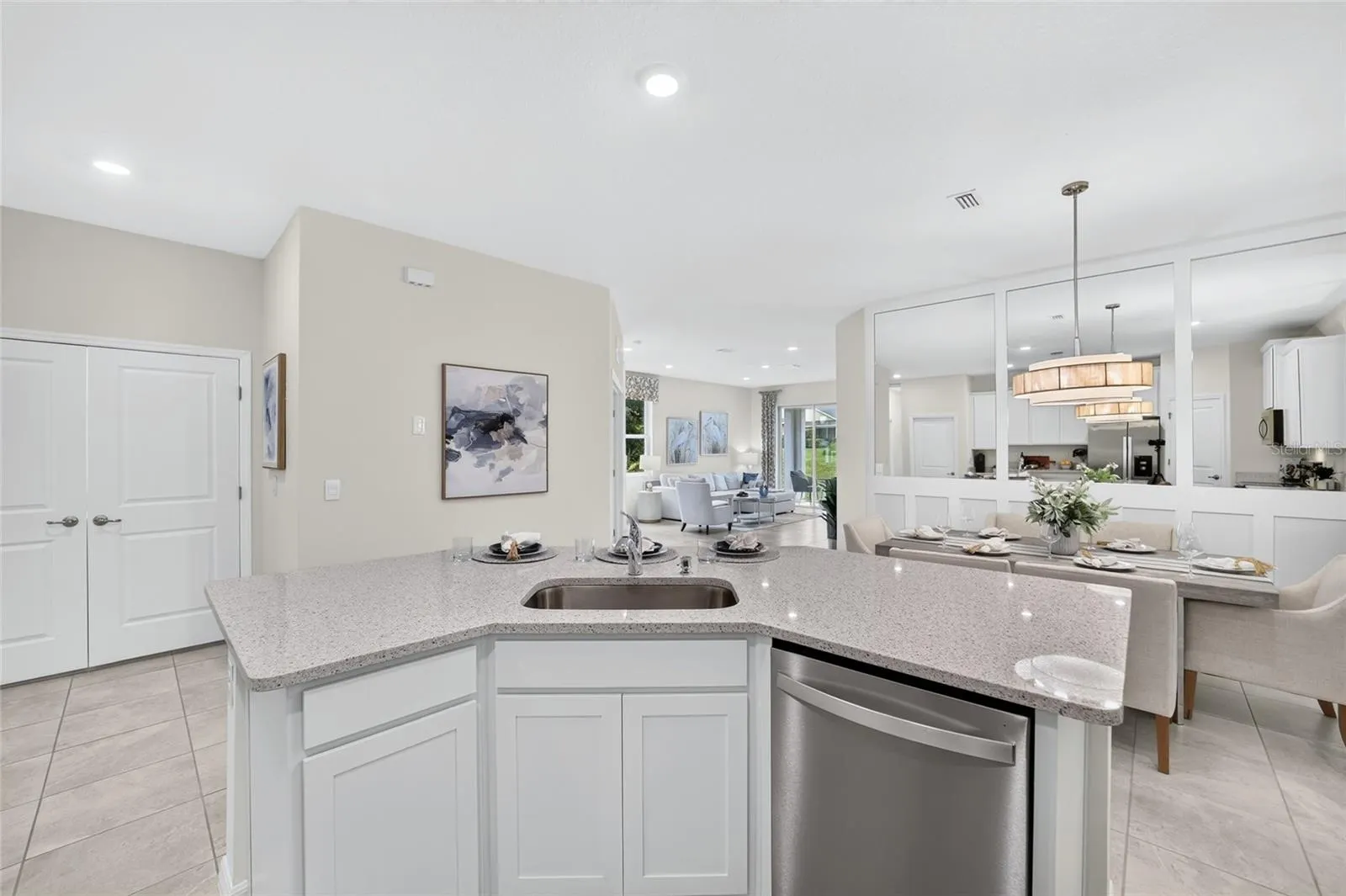4712 NW 39TH STREET RD