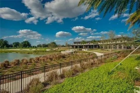 4712 NW 39TH STREET RD