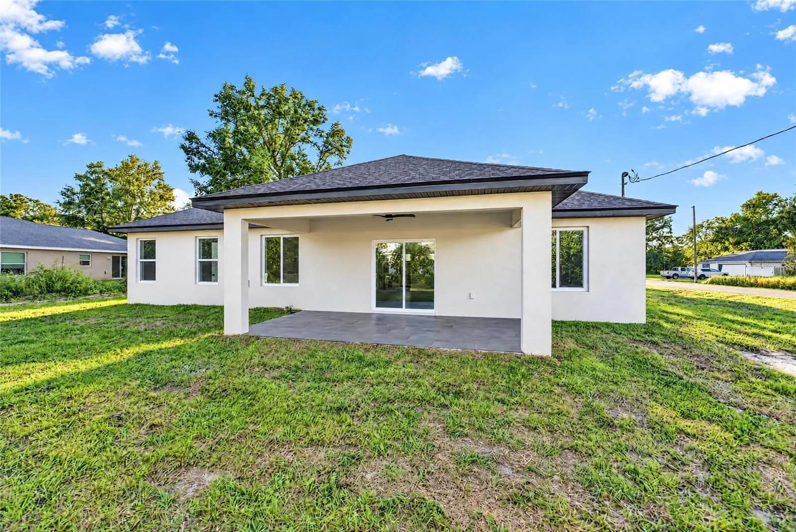 1 WALNUT DR