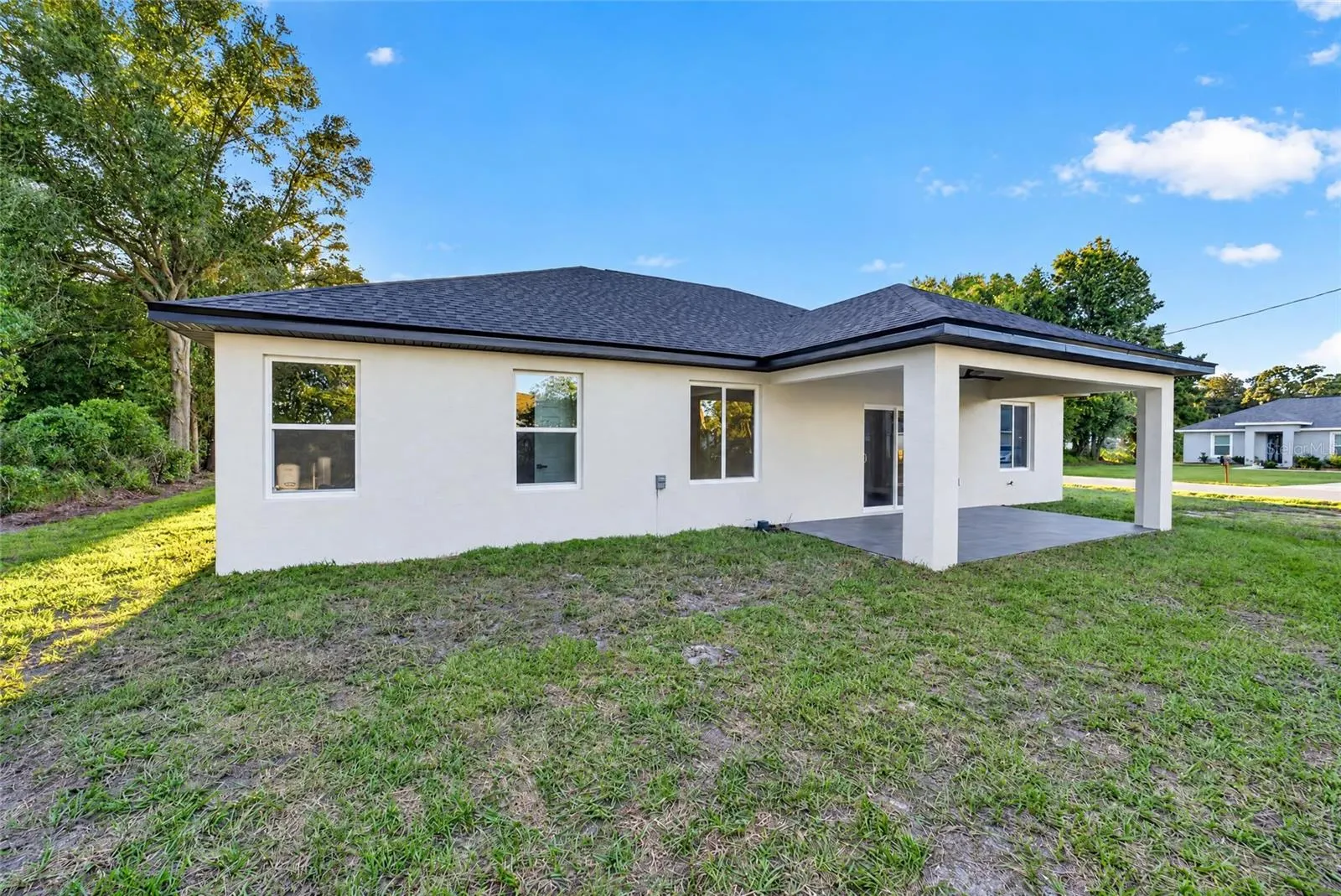 1 WALNUT DR