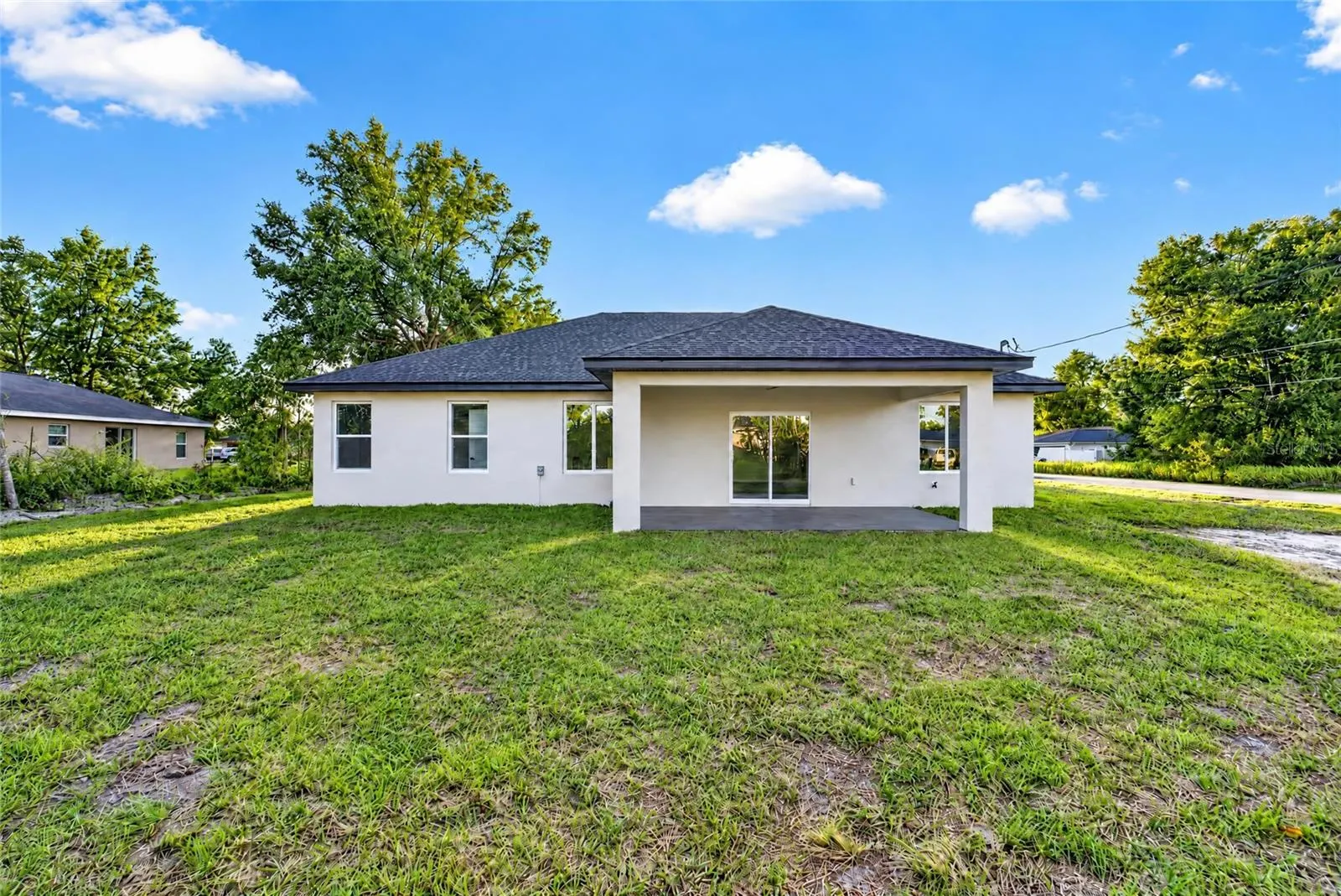 1 WALNUT DR