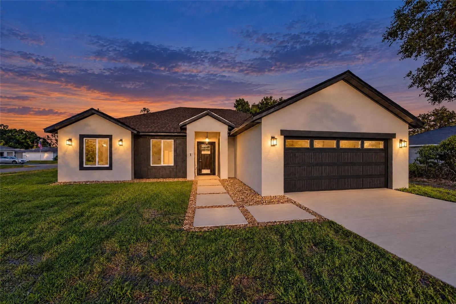 1 WALNUT DR