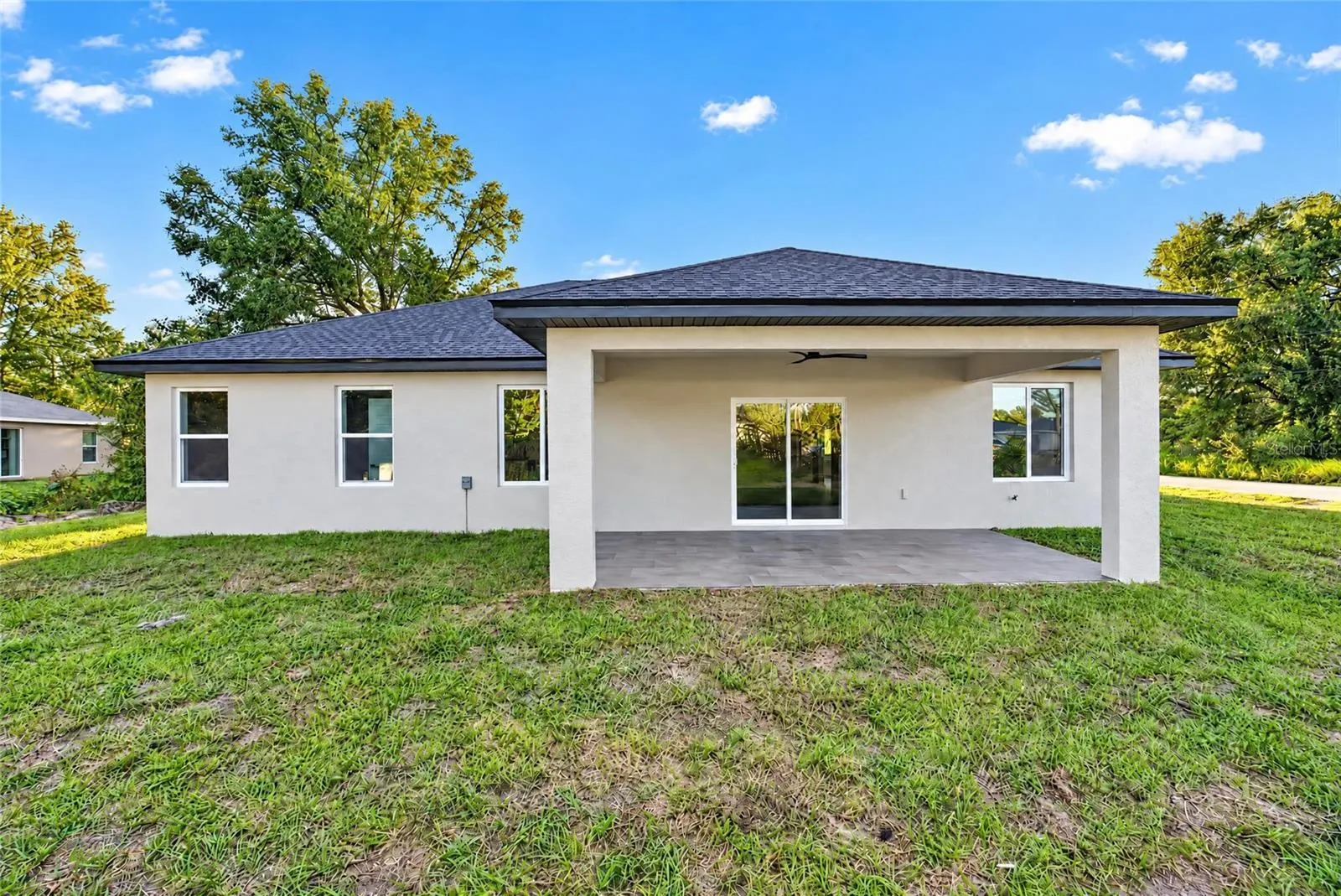 1 WALNUT DR