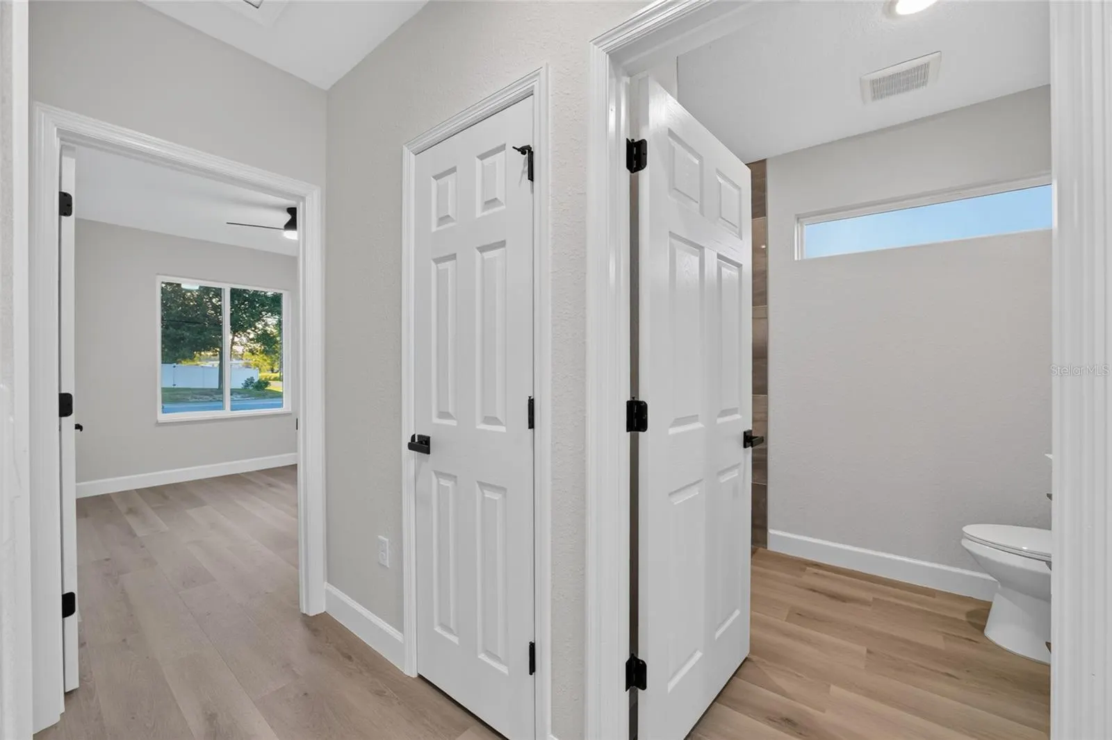 1 WALNUT DR