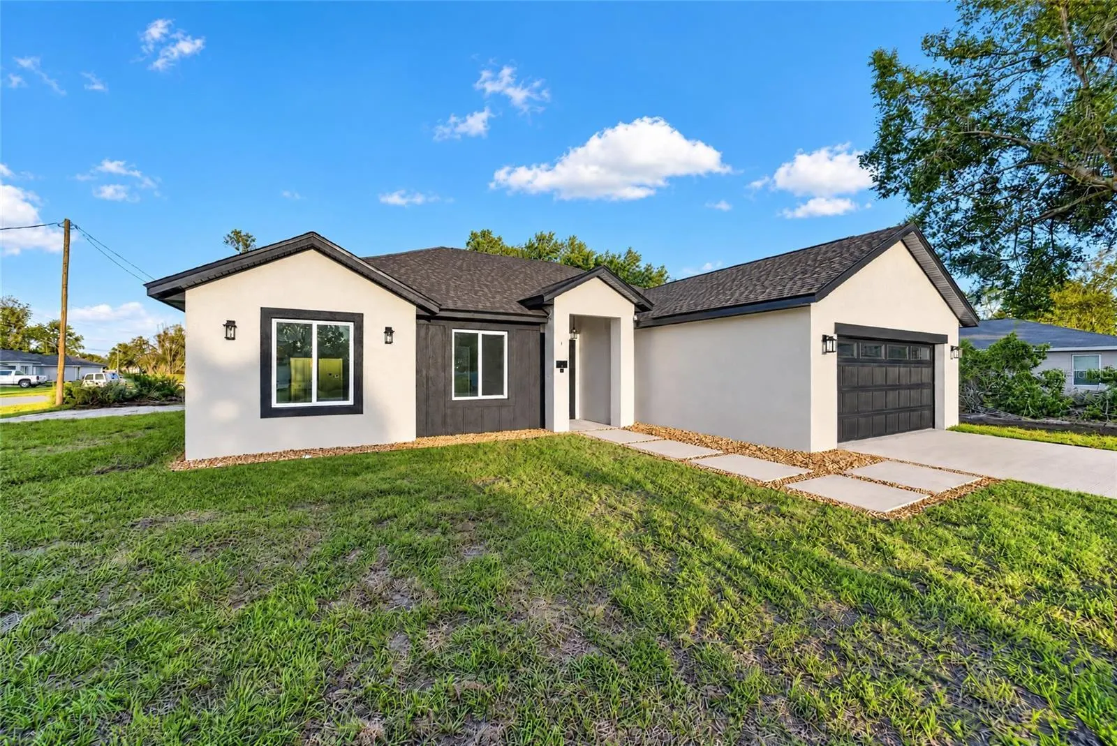 1 WALNUT DR