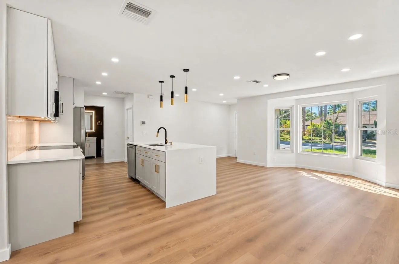616 BROWN RD