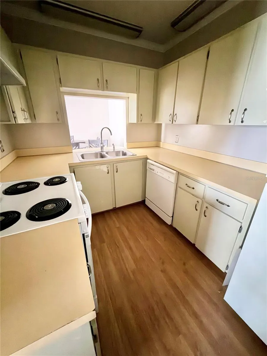 3401 E FORT KING ST #203 #203