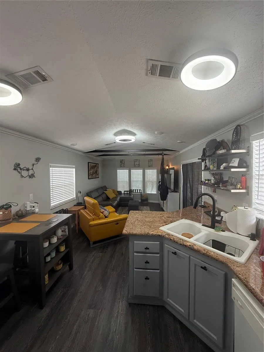6624 BONITA VISTA CT