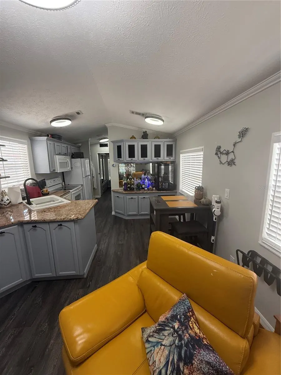 6624 BONITA VISTA CT