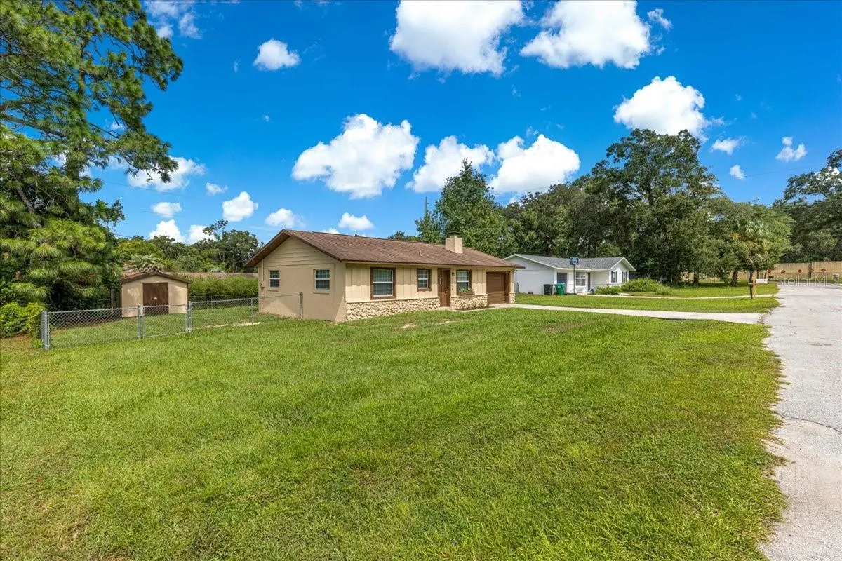 5741 NE 4TH PL