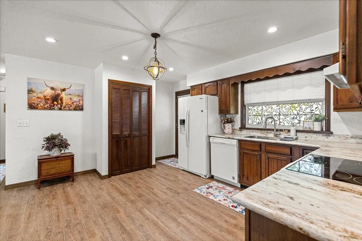 5741 NE 4TH PL