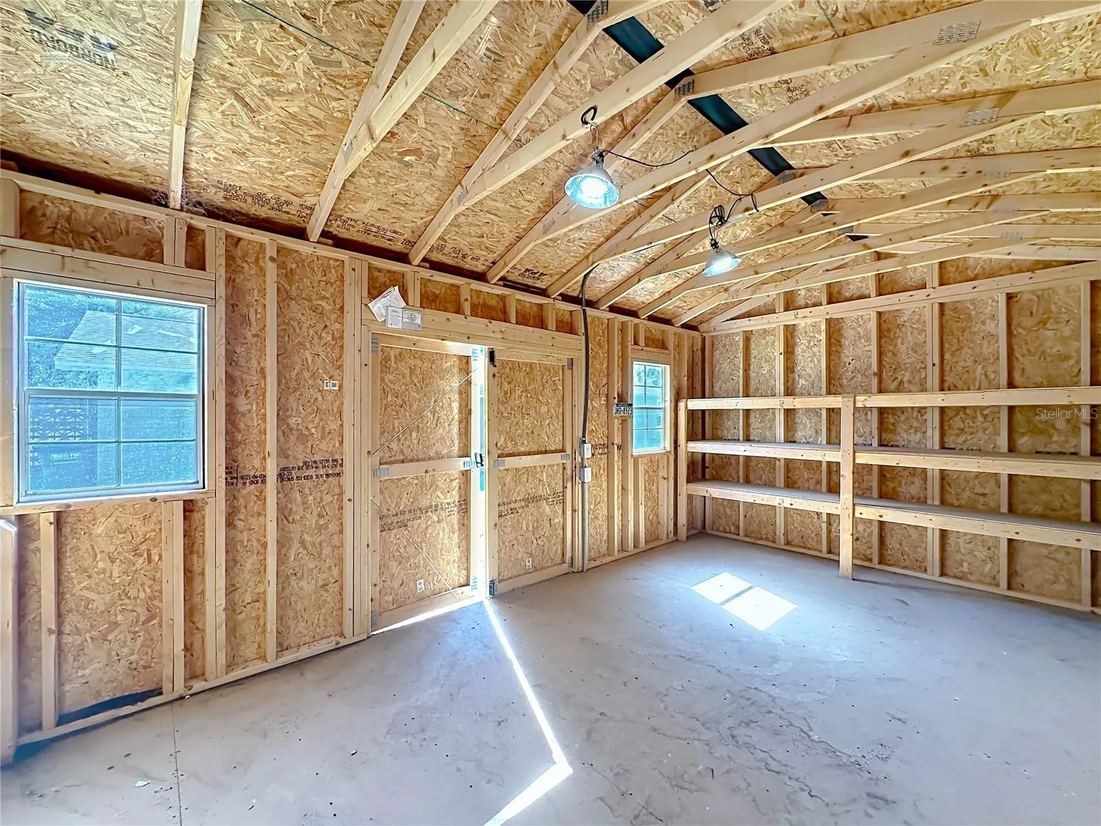 327 NE 6TH AVE