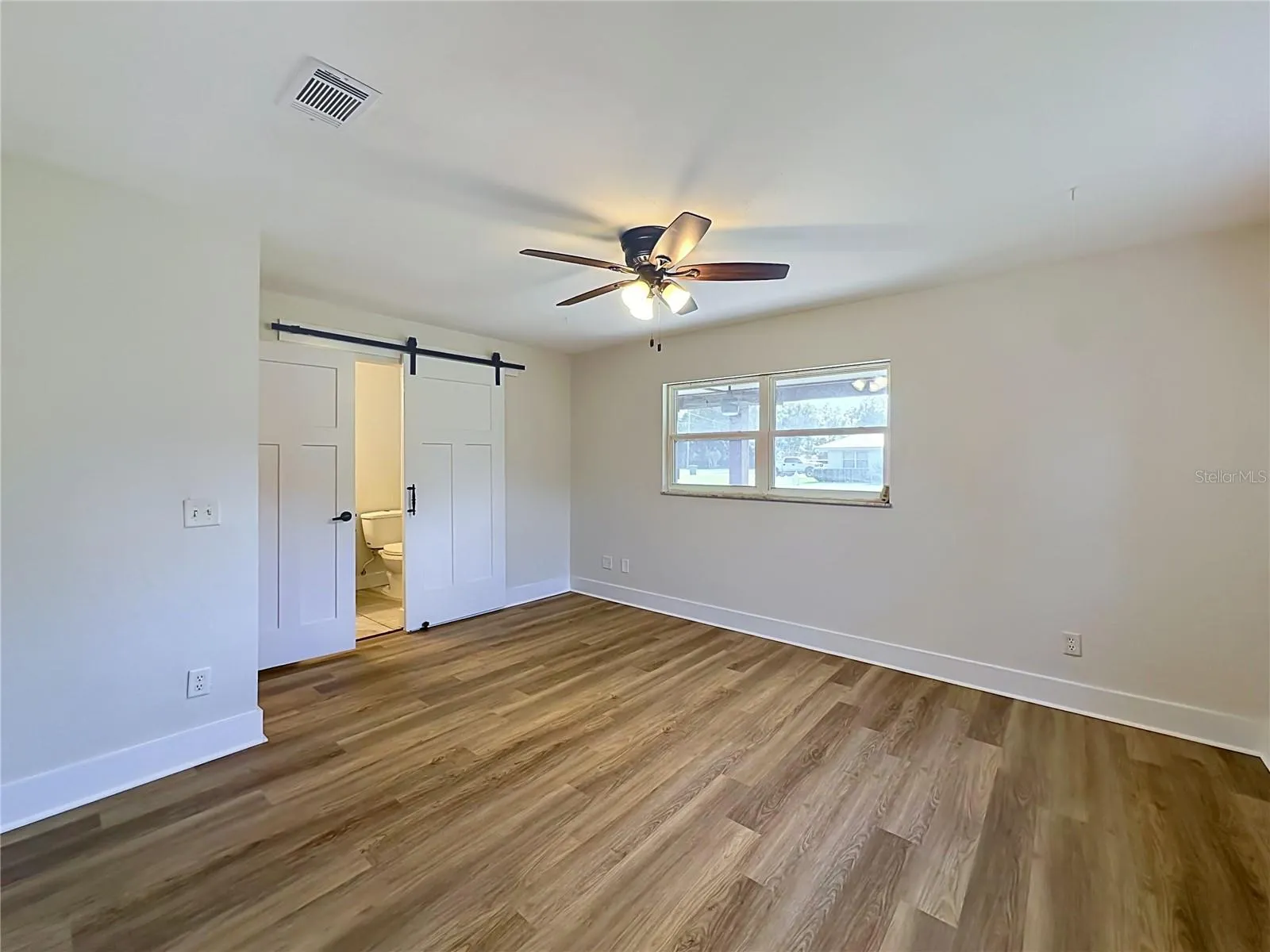 327 NE 6TH AVE