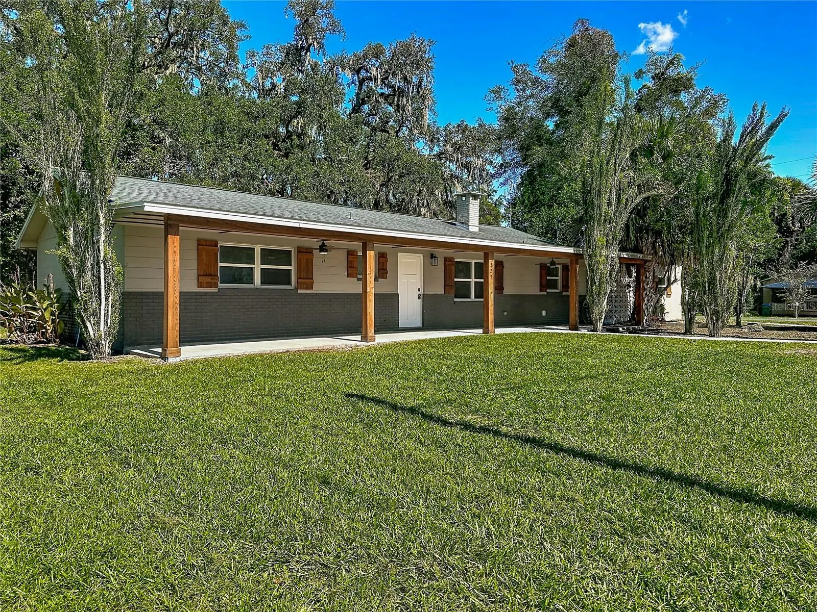 327 NE 6TH AVE