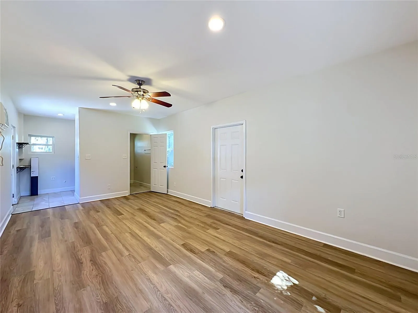 327 NE 6TH AVE