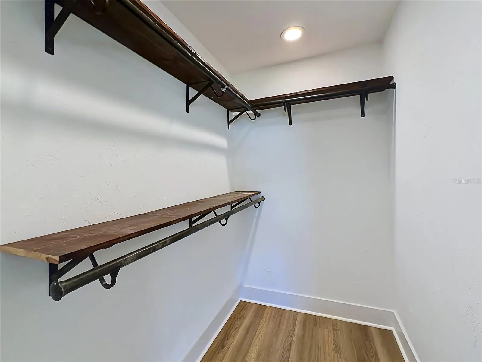 327 NE 6TH AVE
